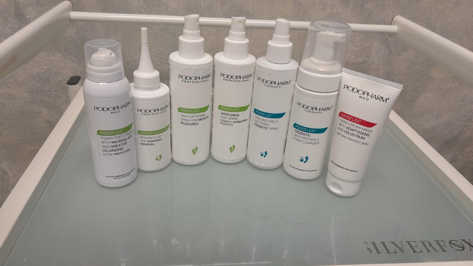 Profesionálne podologické produkty Podopharm na podnose